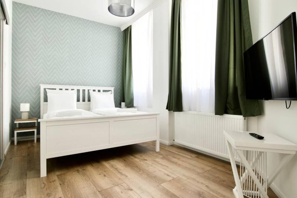 Premium Apartment By Hi5-Vaci Str. 3 Bedroom Βουδαπέστη Εξωτερικό φωτογραφία
