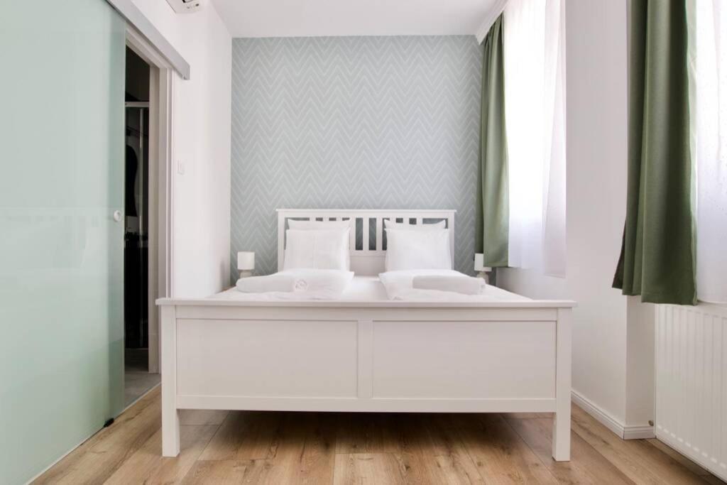 Premium Apartment By Hi5-Vaci Str. 3 Bedroom Βουδαπέστη Εξωτερικό φωτογραφία